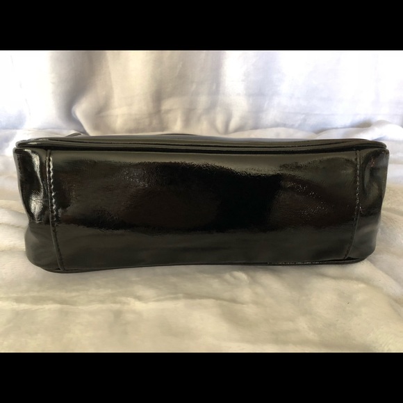 Liz Claiborne black patent leather satchel - Picture 4 of 8